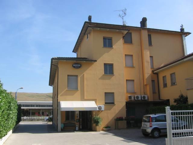 Albergo Elena Pianoro Exterior photo
